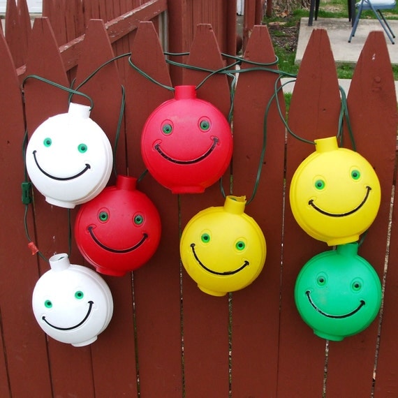 Vintage Smiley Face Patio Lights price reduced by maxandollies