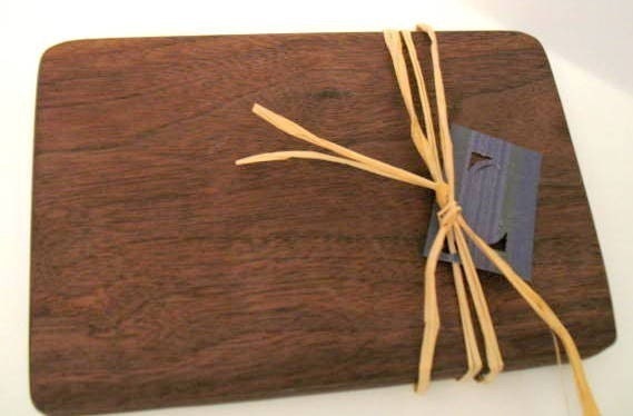 Peruvian Walnut Cheeseboard