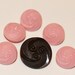 Delightful Kitschy Fun Fifties VINTAGE Pink Swirl Buttons - Bonus Matching Large Dark Roast Brown-Black Coat Button (6)
