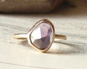 free form amethyst ring - 18K gold