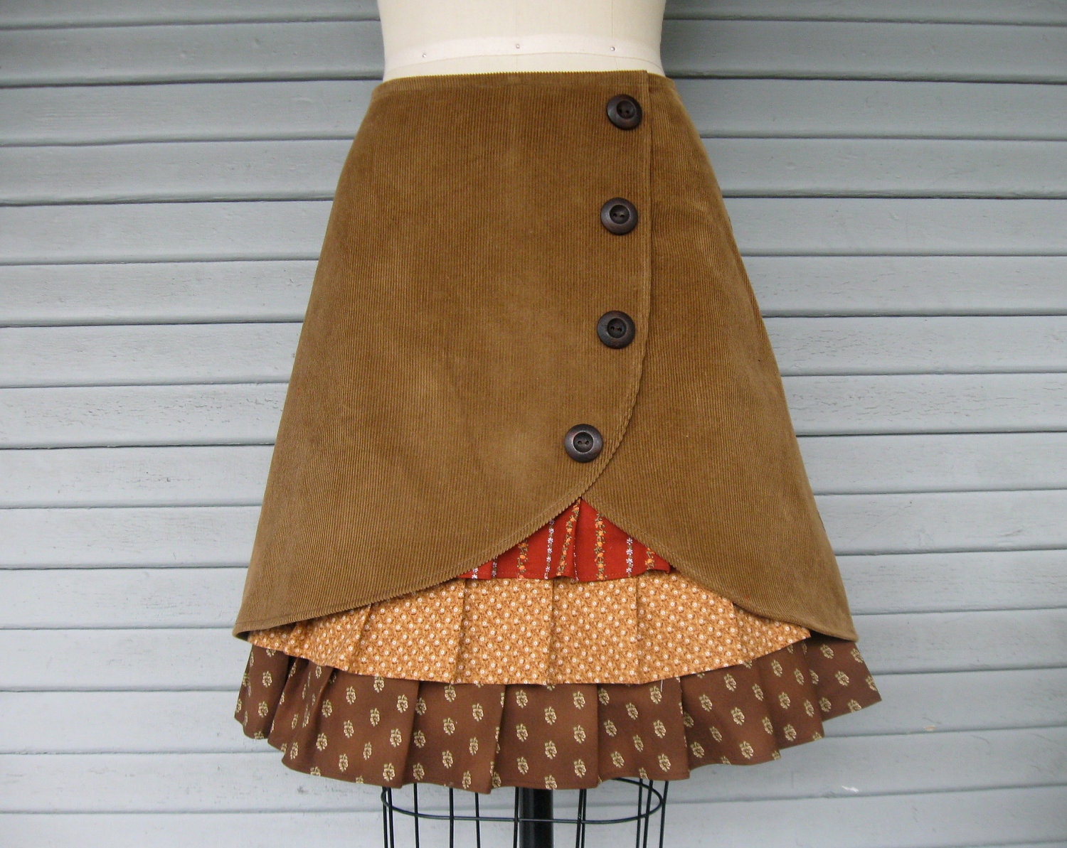 Days of Heaven ruffle front skirt Sz 8