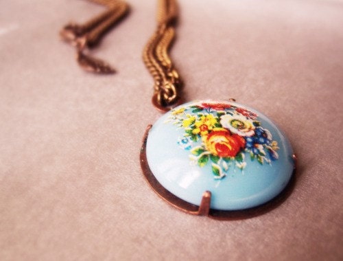 FREE SHIPPING - Floral Necklace