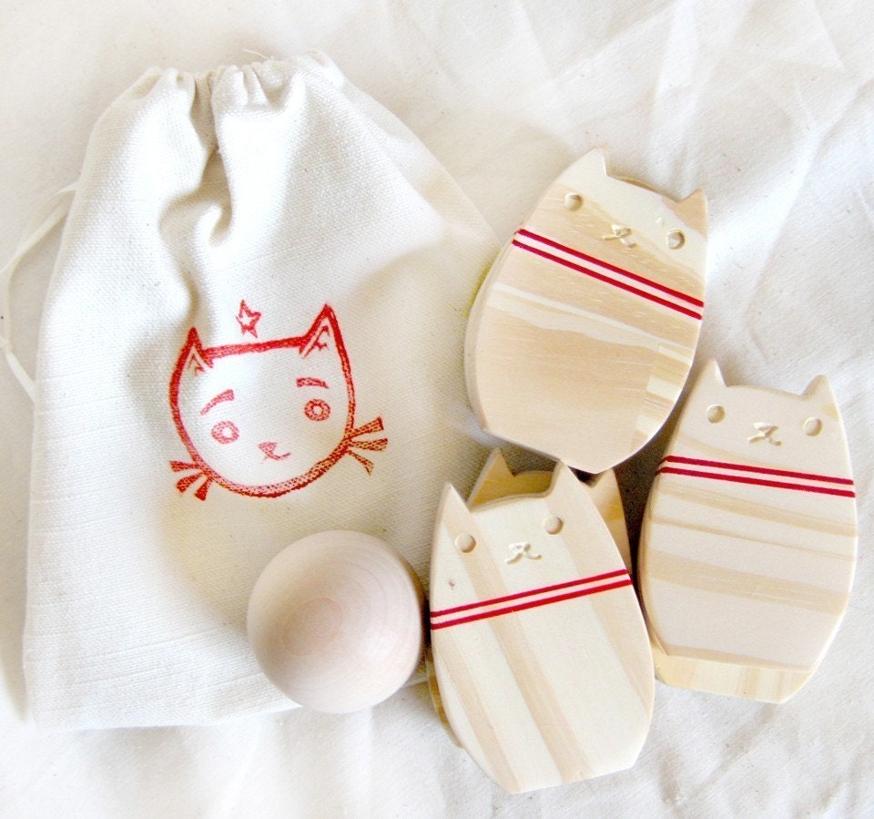 Kitty Bowling Toy Set - Natural Wood