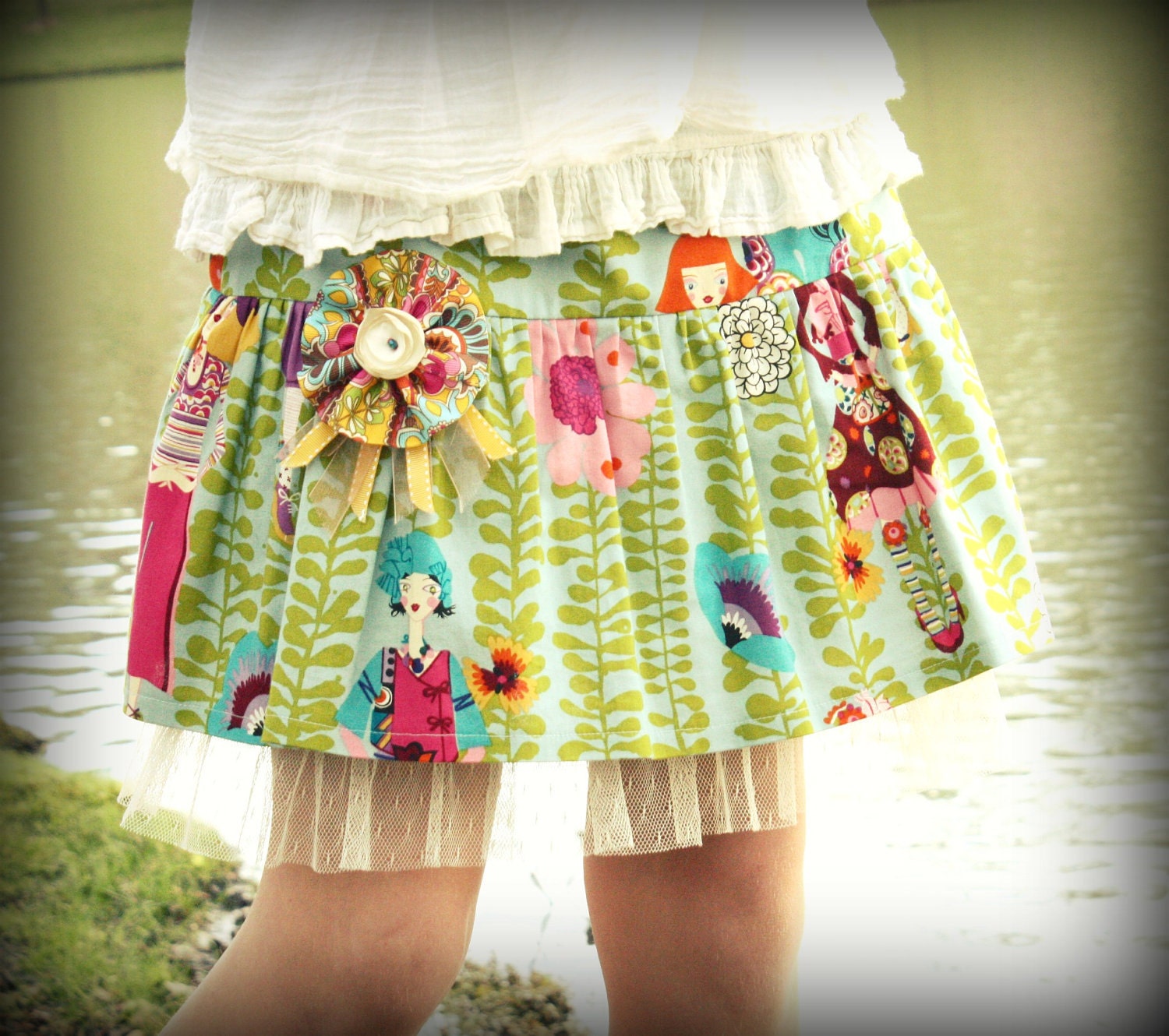 SALE.... Girls Vintage Shab Ruffle Skirt.... Only 1 left... Size 6/6X