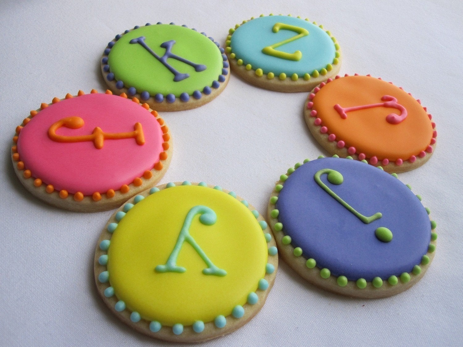 MONOGRAM DOT Sugar Cookie Party Favors, 1 Dozen