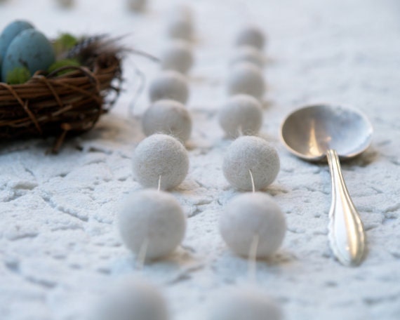 Snowball Garland Holiday Christmas Tree Ornament Decoration, Winter Wonderland, Felt eco friendly nature inspired - 12 ft long