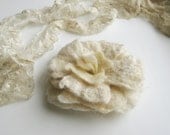 Flower Brooch felted Ivory Rose