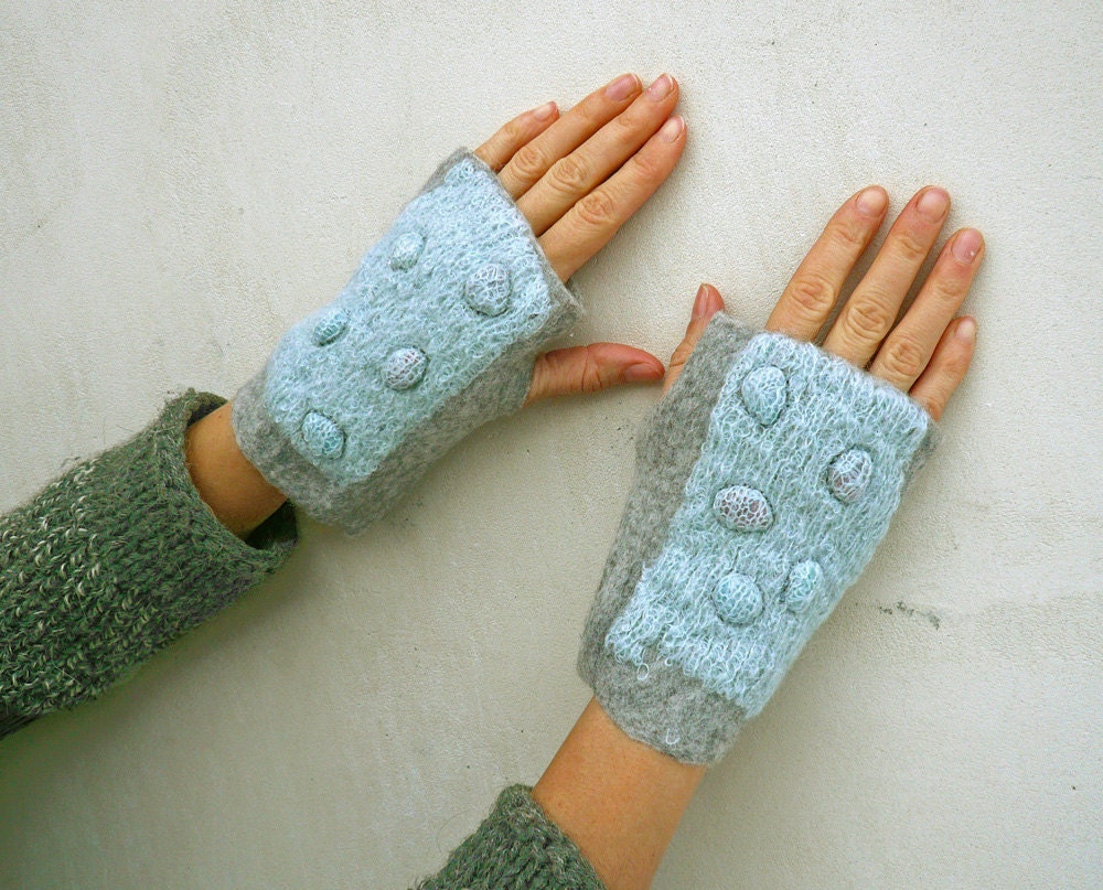 Nuno felted fingerless gloves armwarmers mittens Grey blue pebbles eco friendly recycled