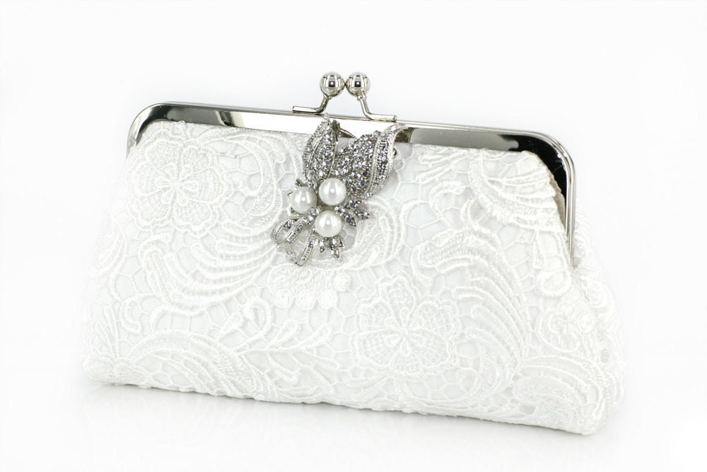 White Lace Bridal Clutch with Pearl Brooch 8-inch L'HERITAGE II