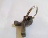 Key Chain:  Steampunk 1950s Deluxe Sewing Machine part key ring