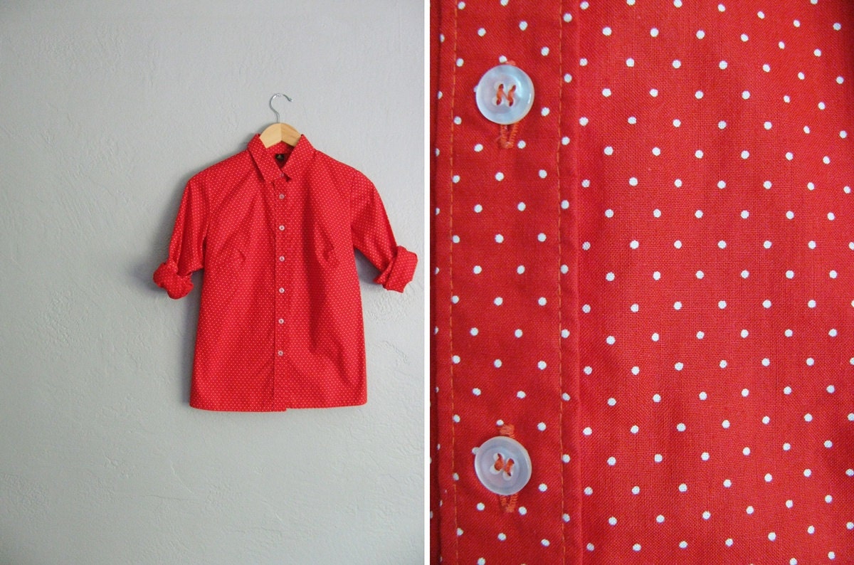 vintage '80s/'90s bright red & white POLKA DOT OXFORD button-up shirt. size s m.