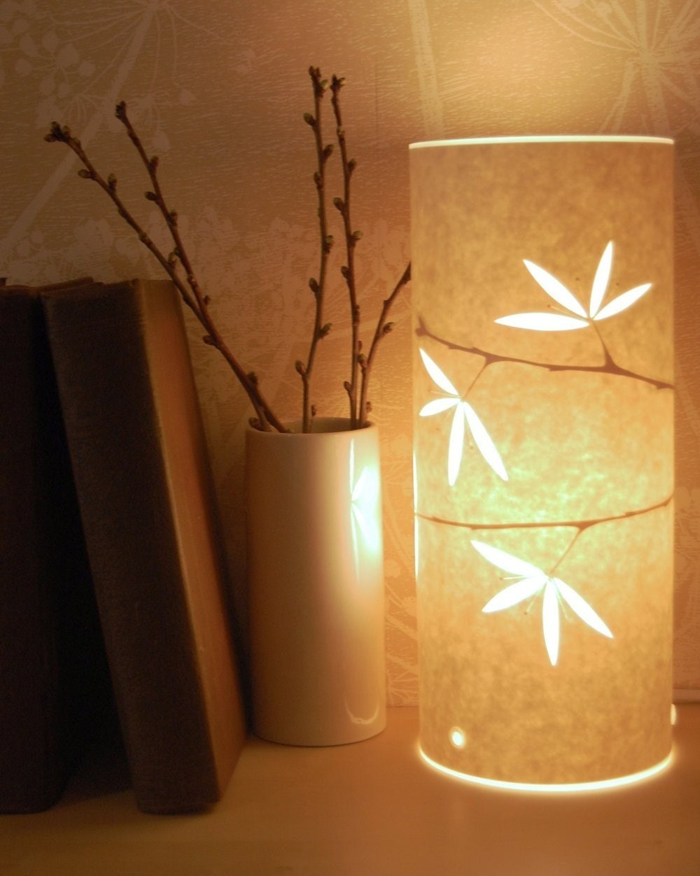 Small Blossom table lamp