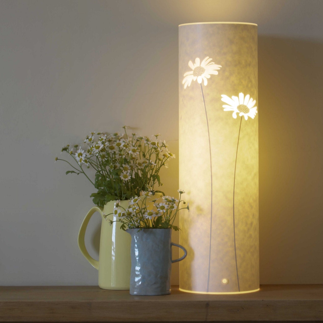 Tall Daisy table lamp