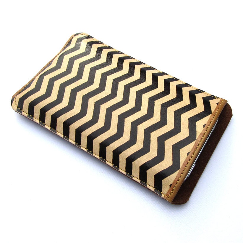 Leather iPhone (All) iTouch (All) sleeve case - Chevron Zig Zag design