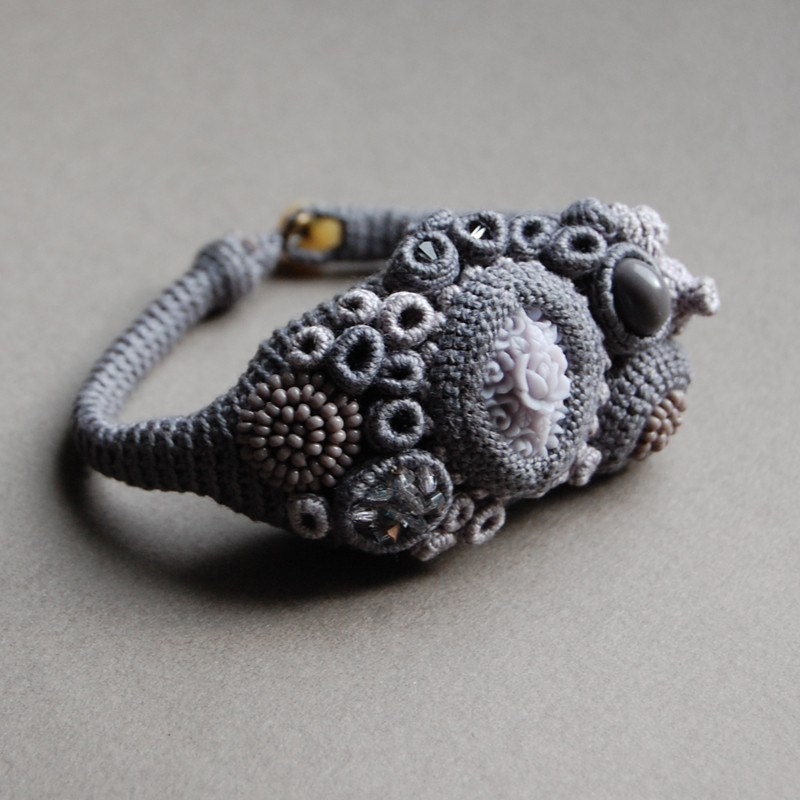 Exquiste coral bracelet