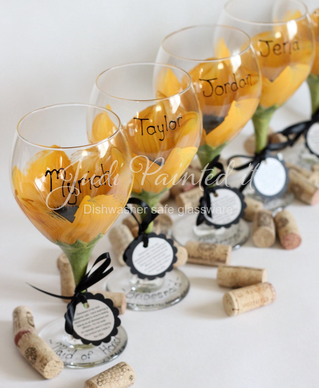 Bridesmaid hand painted wine glasses in a sunflower design.  Set of 6 - FREE personalization and dishwasher safe