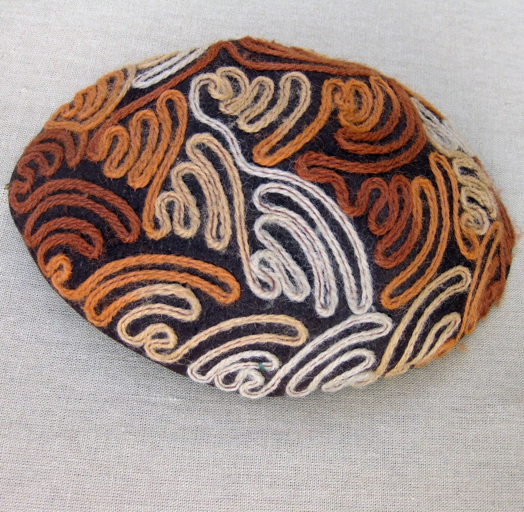 Dark Brown Wool Crewel Art to Wear Beanie Cap made by New York Creations