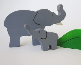 Wooden Elephant Family