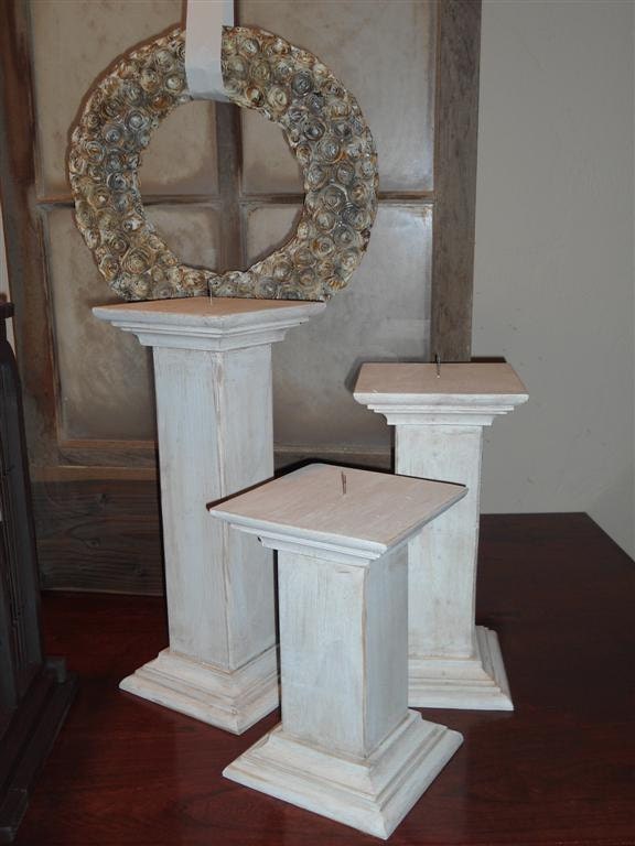 PILLAR CANDLE HOLDER - Wooden - Antiqued - White - Shabby Chic - Primitive - Set of 3