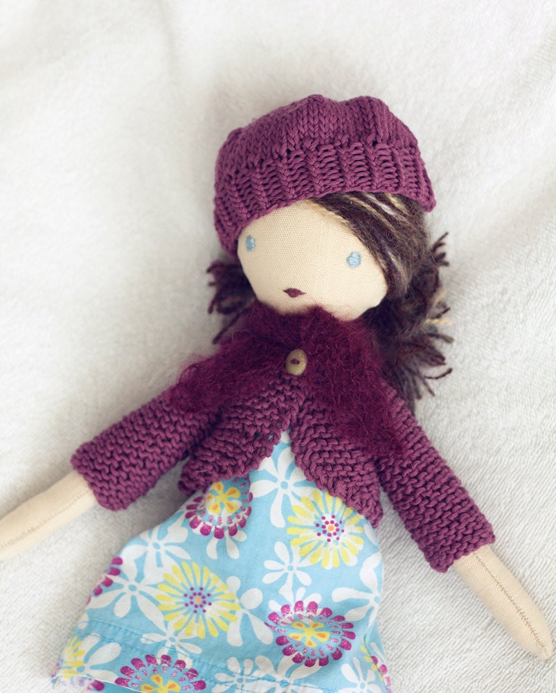 Lulu - dressable cloth doll