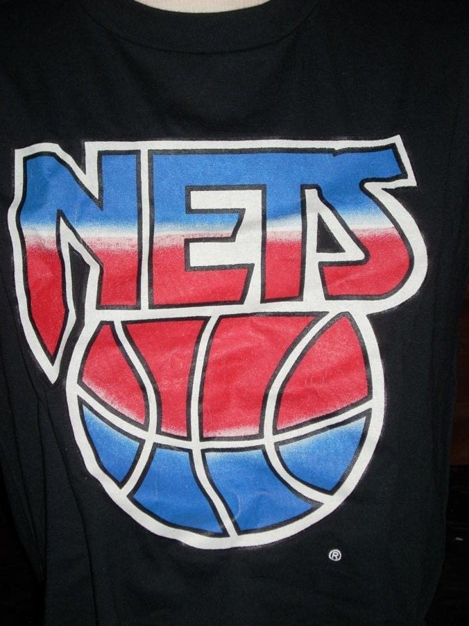 New Jersey Nets and In The Paint Basketball Gear Vintage Tee Shirt