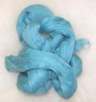 Corriedale Dyed Wool Roving Top in Aqua 8 oz