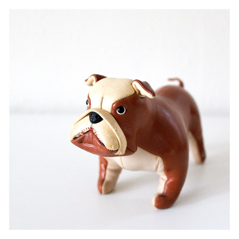 Vintage Leather Animal - Bulldog