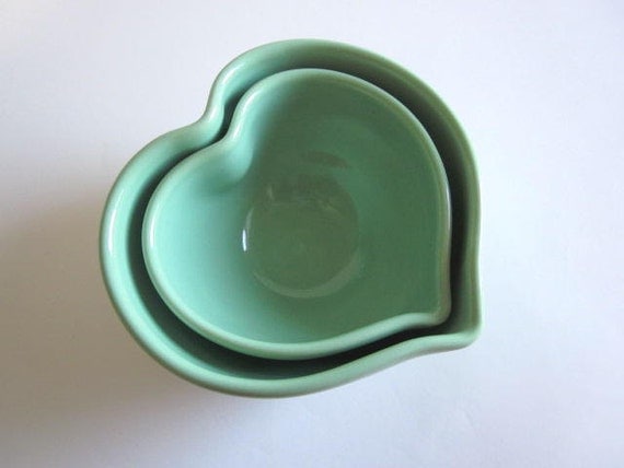 Mint green Nesting Heart Bowls, heart bowl, serving bowl, heart dish, Handmade stoneware pottery