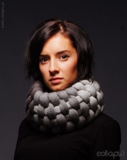 Woven Cowl, multicolor