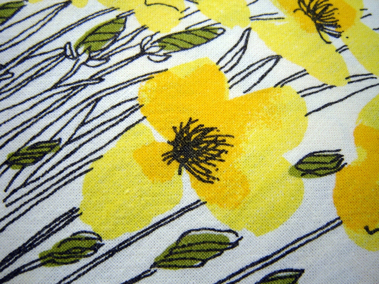 Vintage Vera Linen Napkin