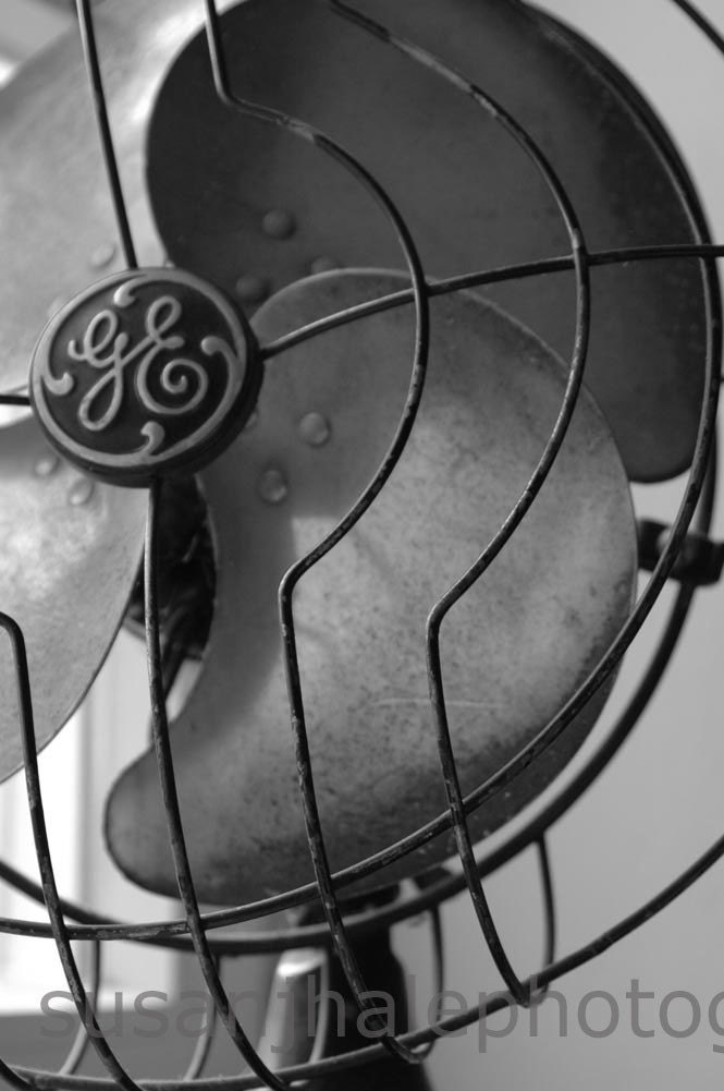 General Electric Fan Cool Breeze - 8 x 12 fine art photograph