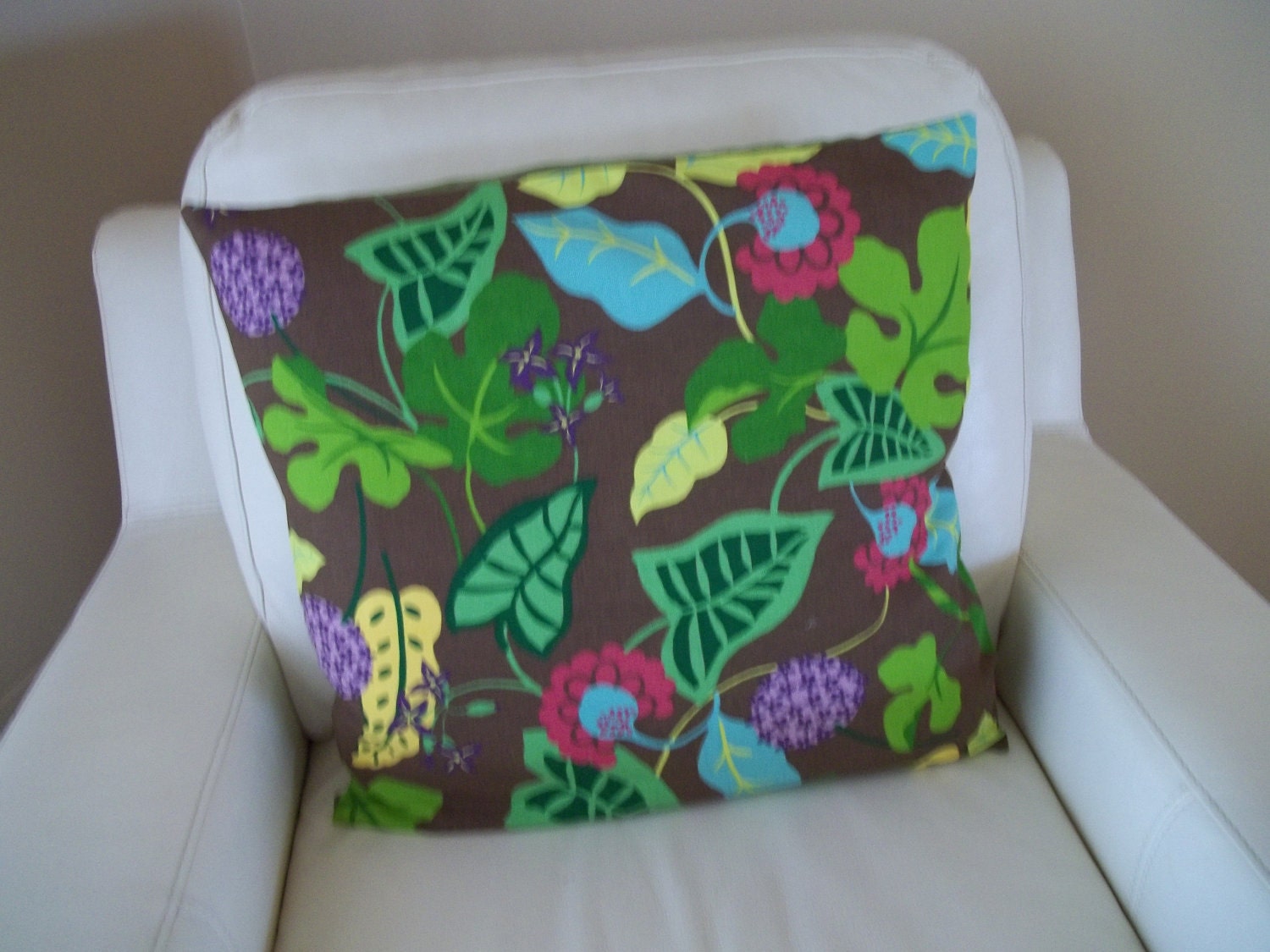 Throw Pillow Cover Mod Floral Woodland 20" x 20"