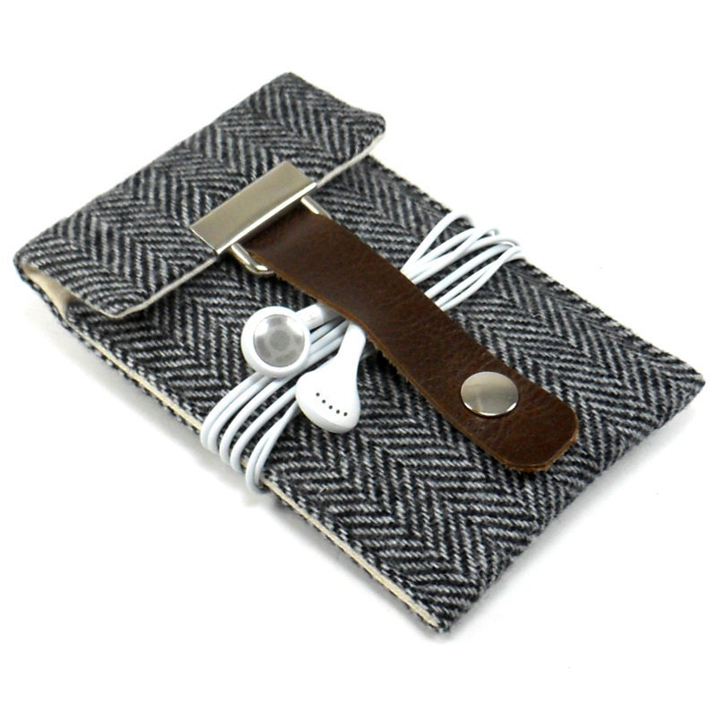 iPhone 3 or 4 sleeve - gray herringbone wool