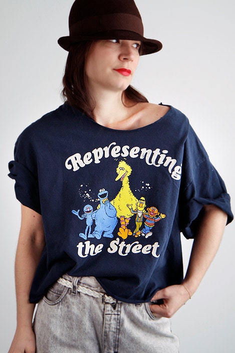 Quirky Sesame Street BIG BIRD oversized hipster tee shirt