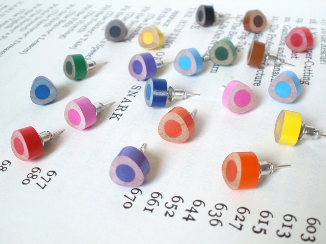 color pencil ear studs, the triangle version in candy colors (limited edition)