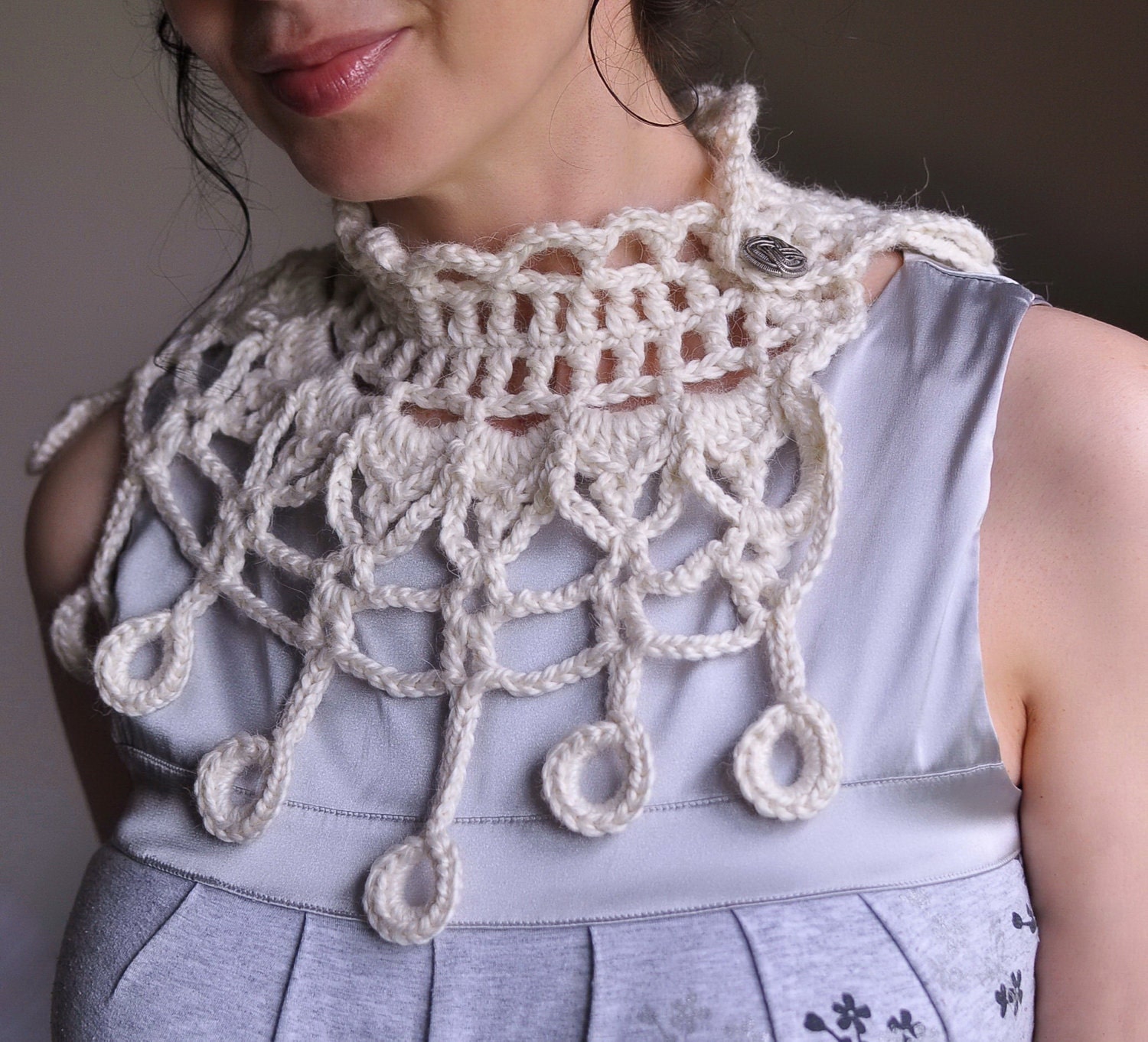 Ichtaca Albino - Aztec inspired crocheted collar / fiber jewelry in natural cream - limited edition