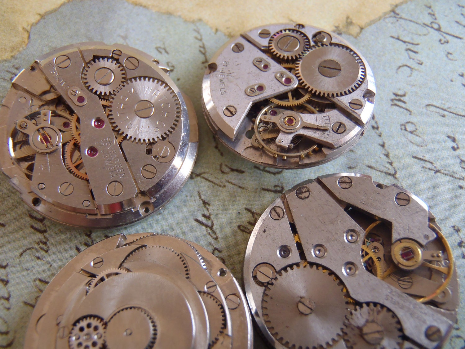 Featured - Steampunk supplies - Watch movements - Vintage Antique Watch movements Steampunk - Scrapbooking W99