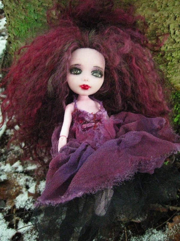 Monster High OOAK Art Doll - Wisteria Lavinia Mullberrywine