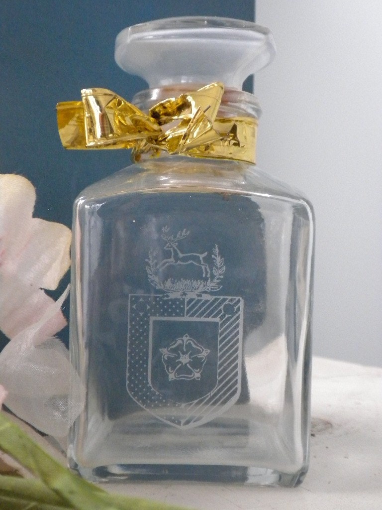 Vintage ETCHED Glass APOTHECARY Jar by beautifulliving on Etsy