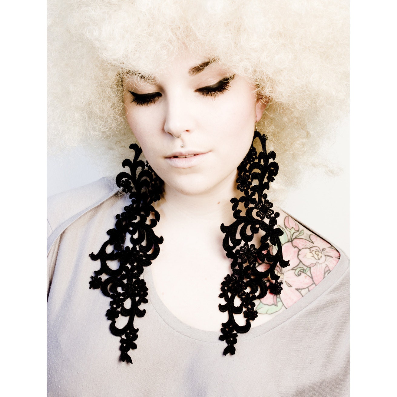 Poison Ivy Fearless - Lace earrings