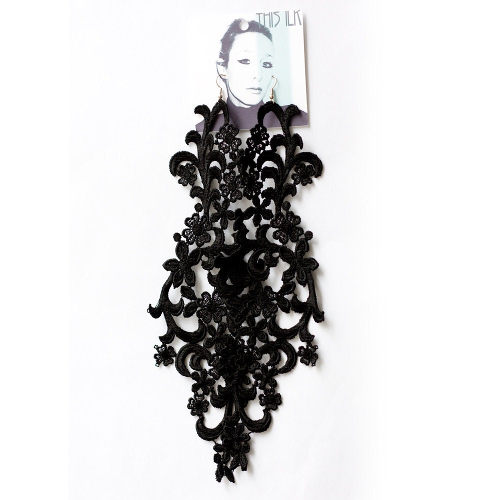 Poison Ivy Fearless - Lace earrings