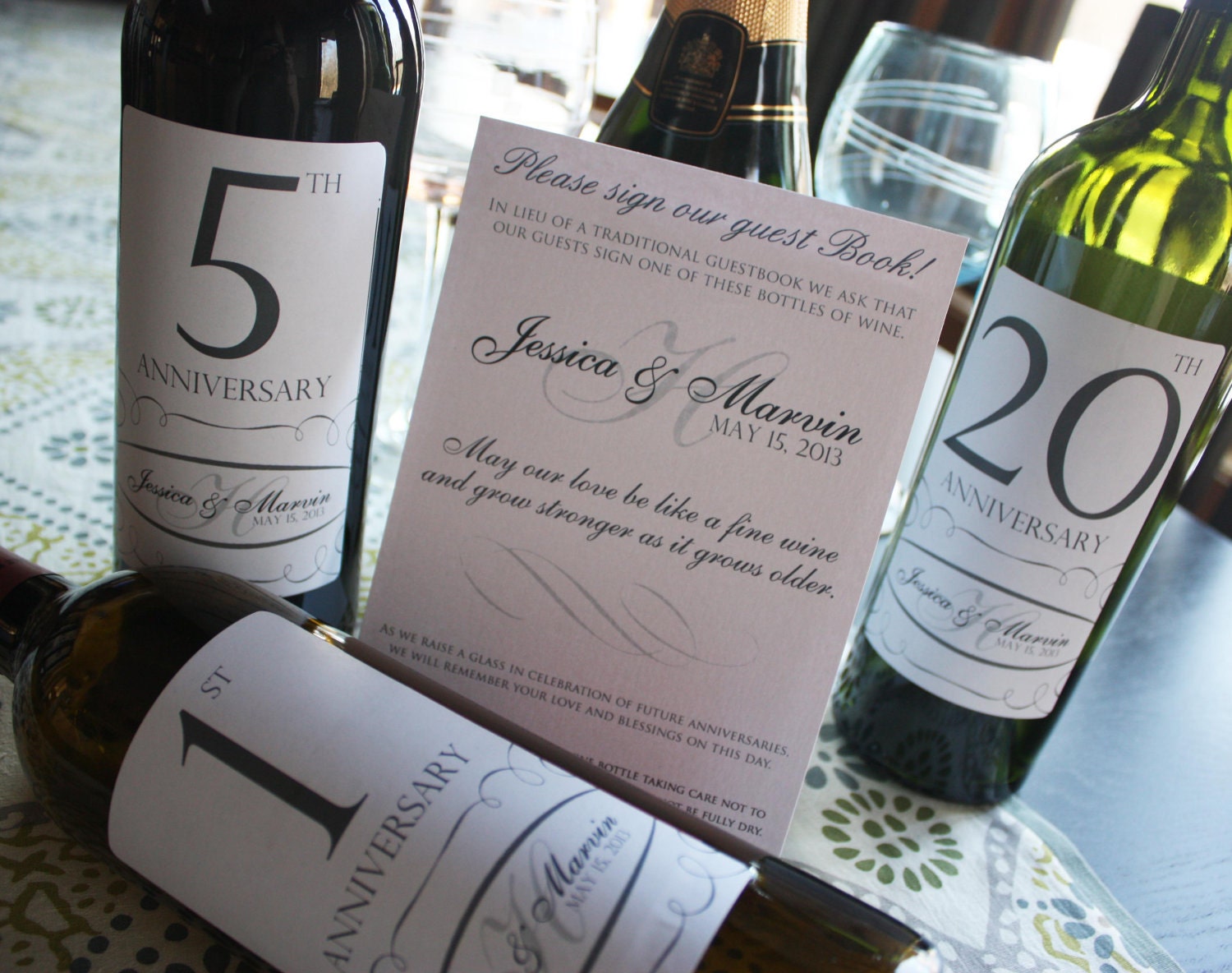 Guest Book Anniversary Wine Labels 4 labels, 1sign FOR BECKY....choose your colors