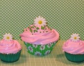 Daisy Edible Sugar Toppers  (12)
