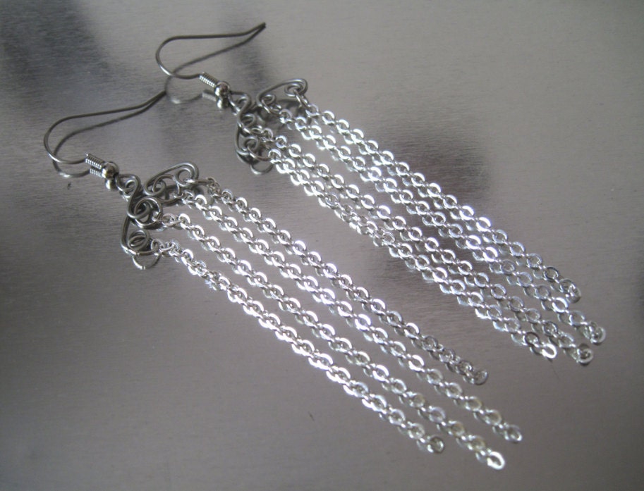 Falling Chain Earrings