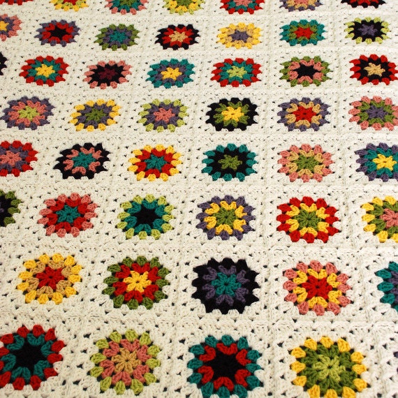 Afghan Beautiful Crochet Granny Circle in a Square