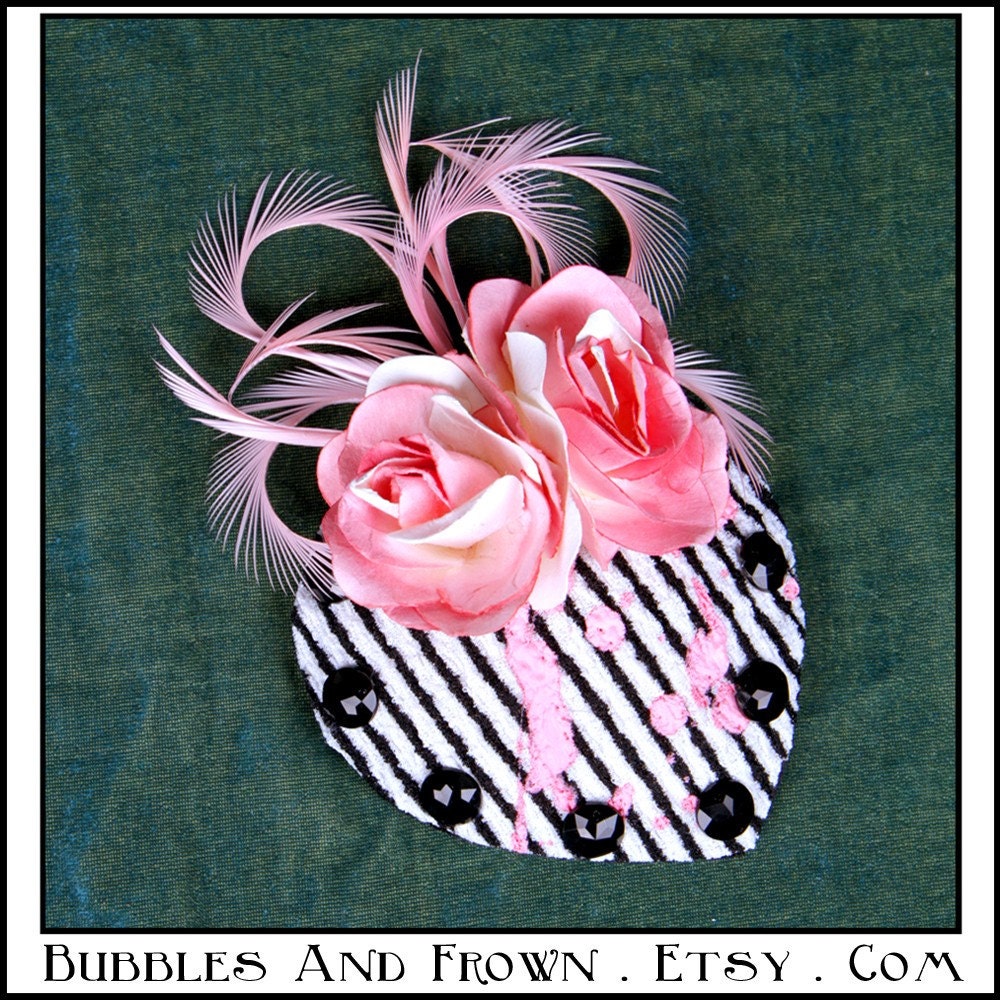 Striped Candy... Fascinator in BxW with Pink Feathers