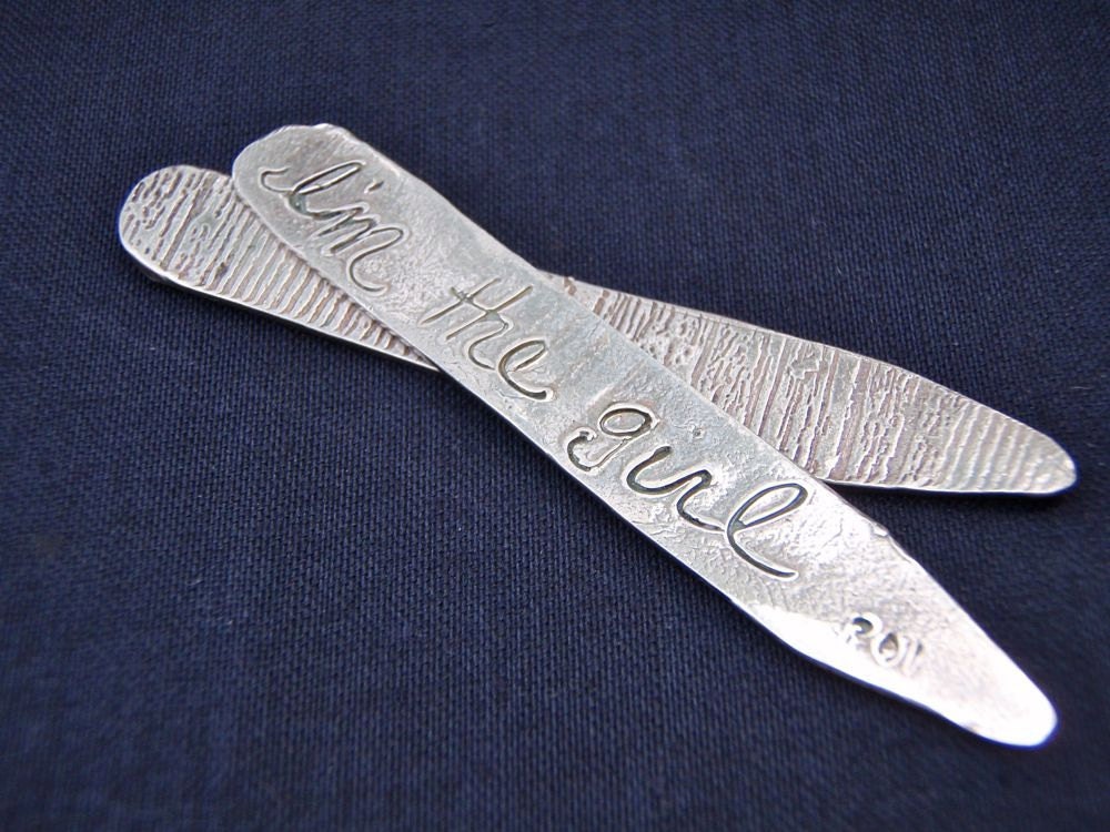 recycled sterling silver woodgrain collar stays for your guy dad him . im the girl who loves you handwritten inscription by peacesofindigo