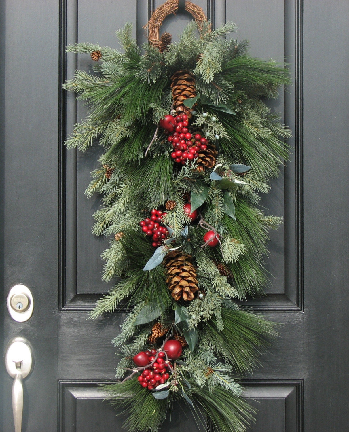 Christmas Wreaths Holiday Decor Wreaths Swags by twoinspireyou