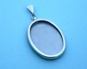 Silver Tone Oval Pendant Setting Frame Mounting 112ST