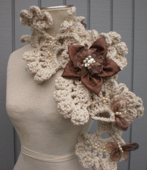 SALE-SEA SHELL neckwarmer